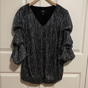 MSK, women’s top, size 1x, shimmer black with metallic silver